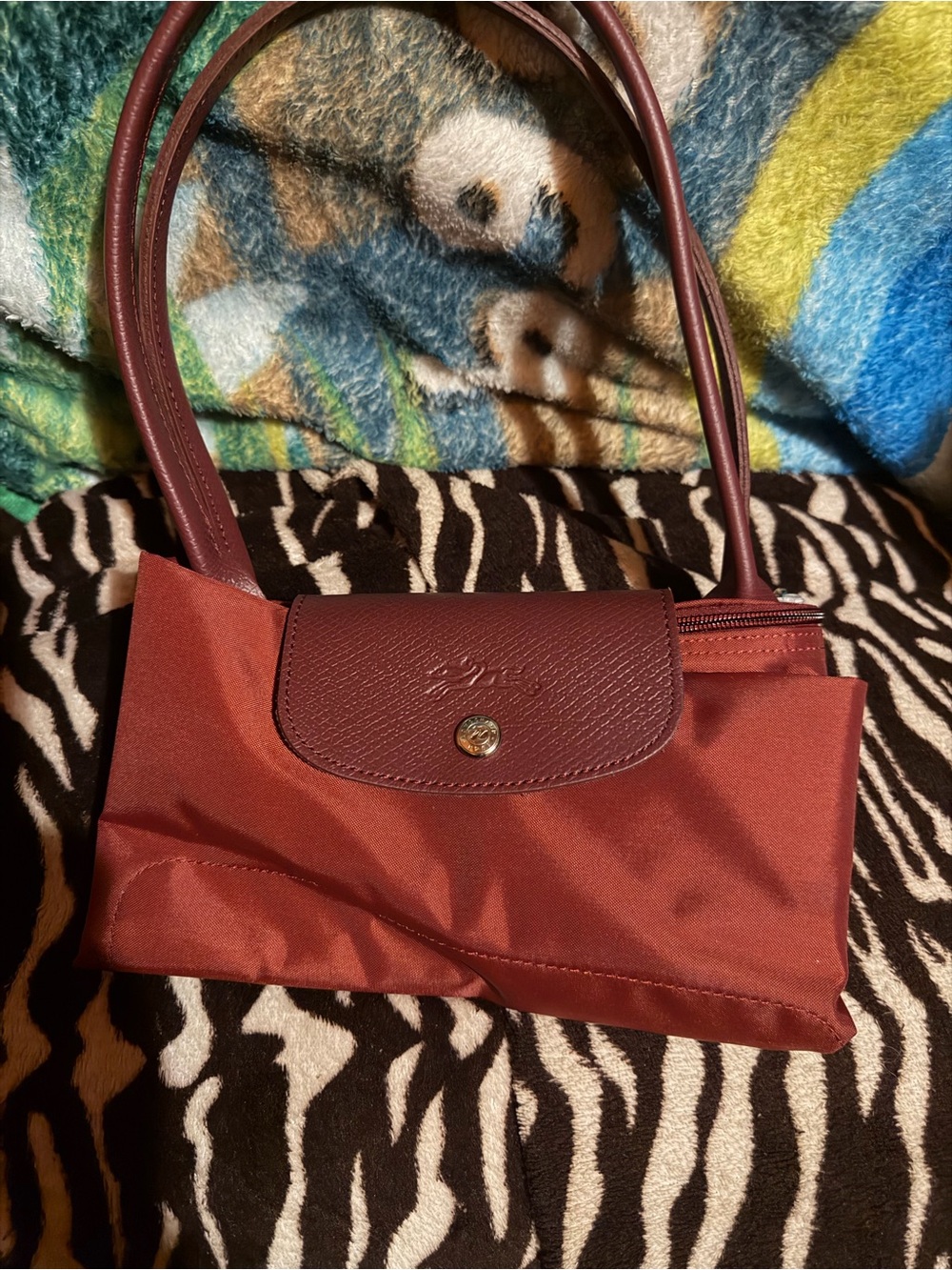 Longchamp Shoulder Bag in Burgundy Red Nylon with Chocolate Trim